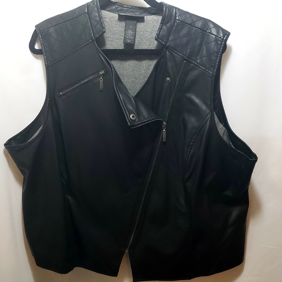 Lane Bryant Jackets & Blazers - Lane Bryant Plus Size Black Zippered Vest - 26